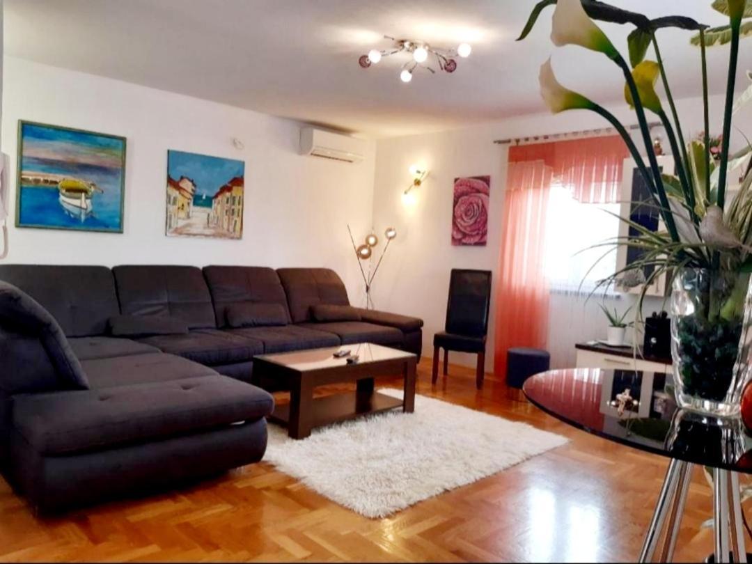 Apartment Antonella Fasana Fazana Bagian luar foto